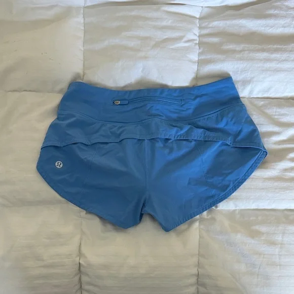Lululemon speed up shorts 2.5” inseam - Picture 2 of 4